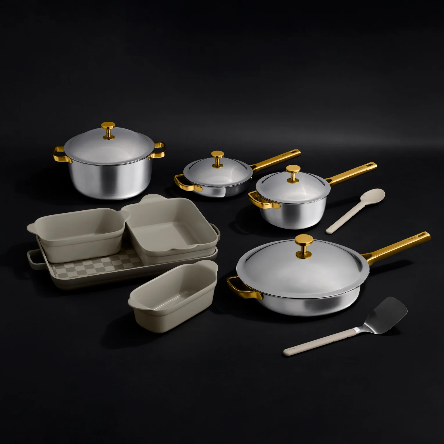 VIP Titanium Pro Complete Cookware + Bakeware Set - Image 14