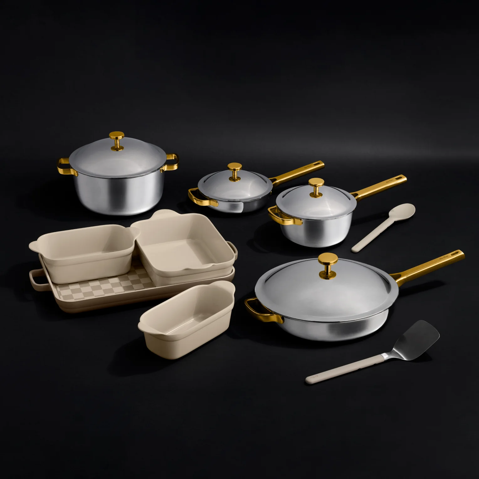 VIP Titanium Pro Complete Cookware + Bakeware Set - Image 17
