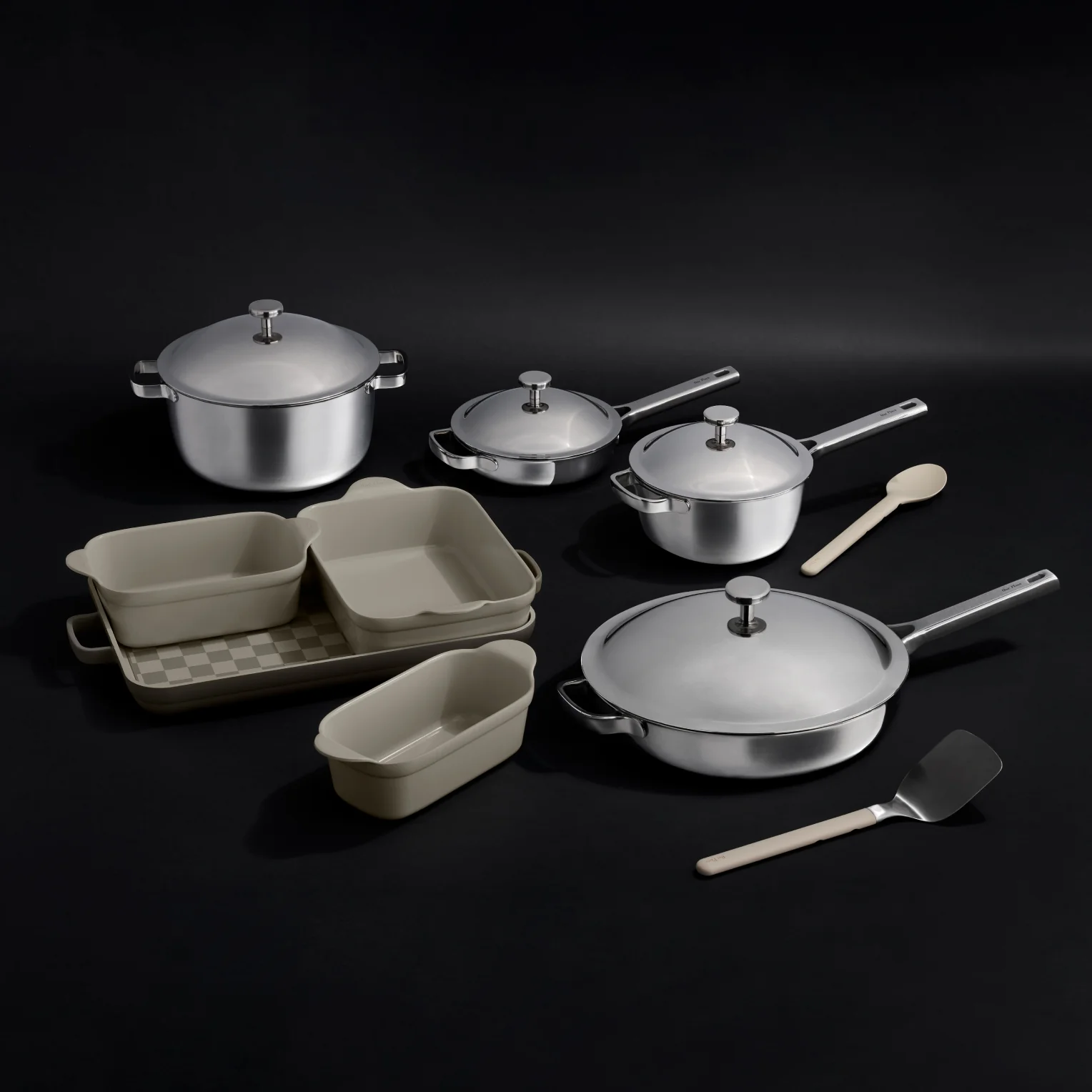 VIP Titanium Pro Complete Cookware + Bakeware Set - Image 19